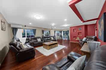 6 Dione Place, Flat Bush