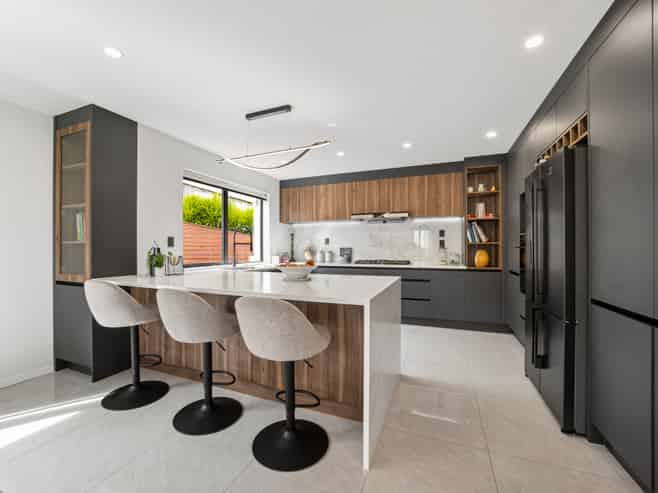 18A Glenveagh Drive, Mount Roskill