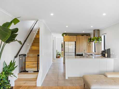27 Vincent Mcgrath Crescent, Swanson