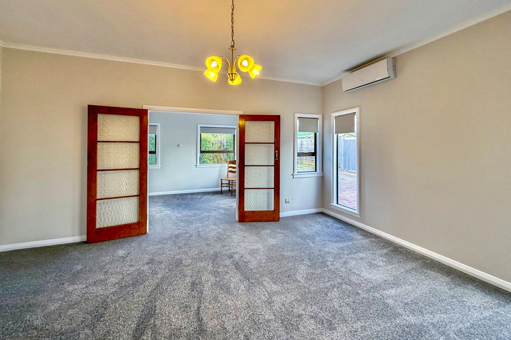 Art Deco Opportunity - All Offers Considered 2