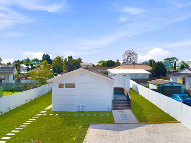 64 Tony Segedin Drive, Avondale