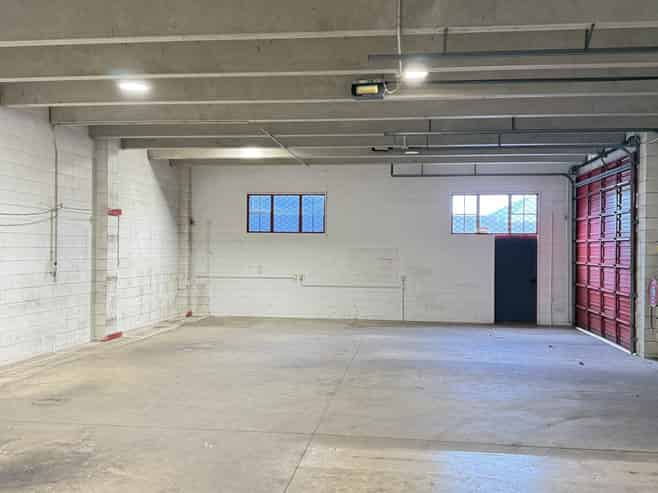 Profile workshop premises in Greerton!