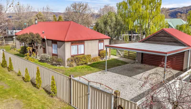 23 Barry Avenue, Cromwell