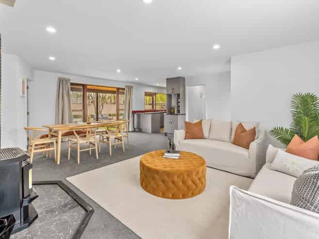 23 Barry Avenue, Cromwell