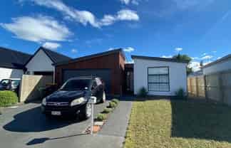 17 Berg Way, Belfast