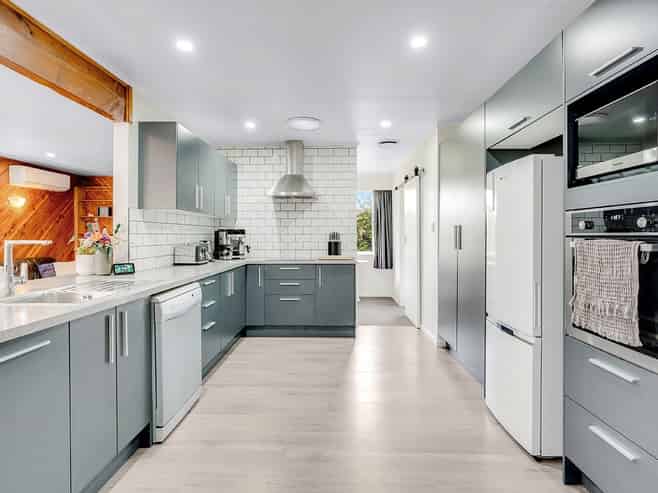 9 Lovelock Place, Chartwell
