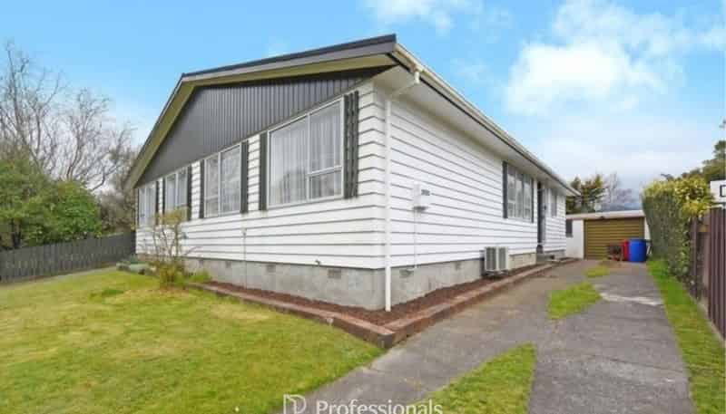 6b Indiana Grove, Totara Park