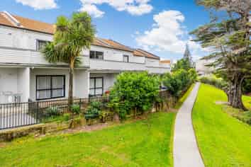 48/21  Armoy Drive, East Tamaki