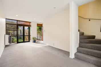 16B Huron Street, Takapuna