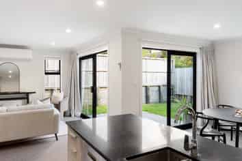 8/18 Mahoe Street, Melville