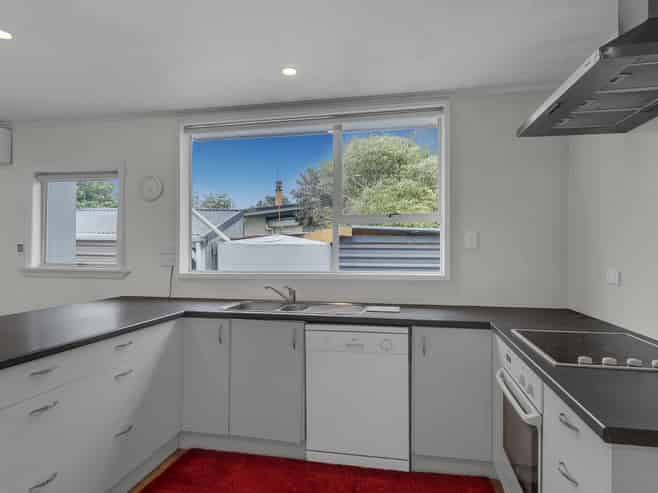 21 Holton Road, Amberley