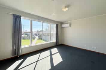 20 Bournemouth Cr, Aranui
