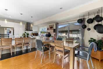 13 Allgood Place, Rototuna North