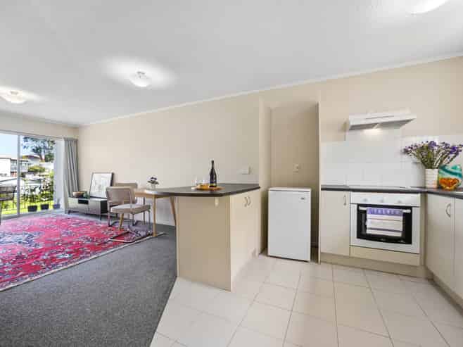 2/26 Kohekohe Street, New Lynn