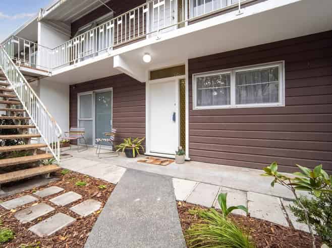2/26 Kohekohe Street, New Lynn