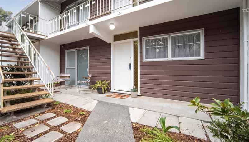 2/26 Kohekohe Street, New Lynn
