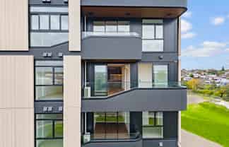 505/48 Esmonde Road, Takapuna