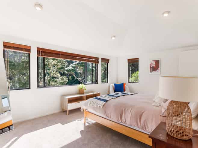 1/12 Herons Way, Northcote