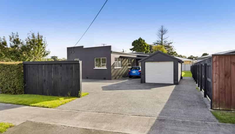 320 South Road, Hawera