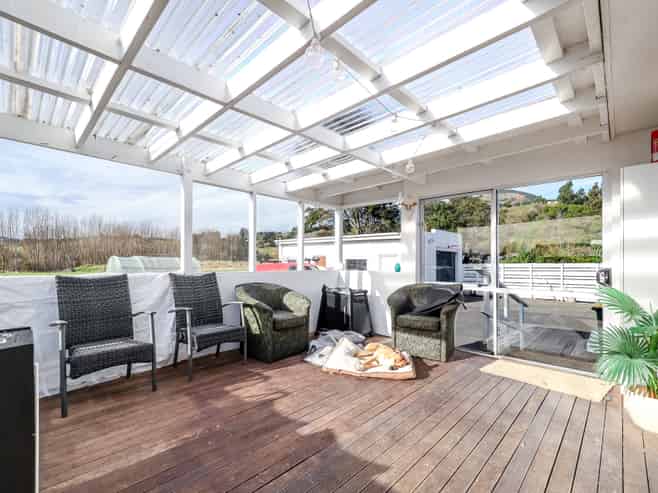 14 Elizabeth Avenue, East Taieri