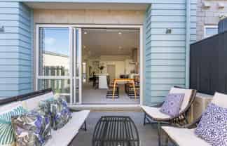 120 Squadron Drive, Hobsonville