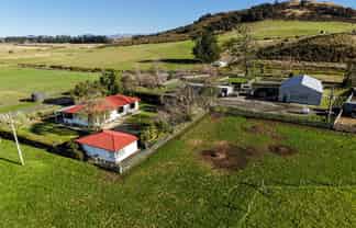102 Lewis Road, View Hill