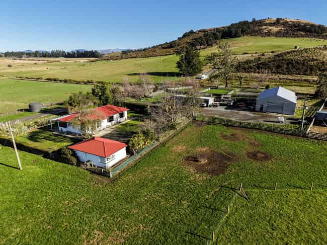 102 Lewis Road, View Hill
