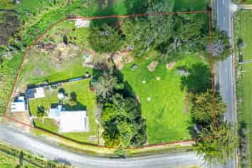 12 Latha Grove, Woodville