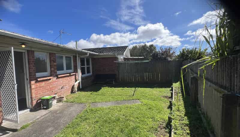 6/8 Winspear Place, Papatoetoe