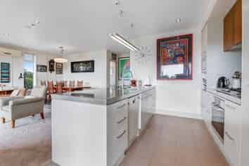 5 Little Compton Mews, Snells Beach