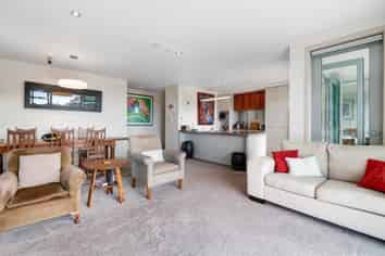 5 Little Compton Mews, Snells Beach