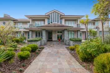 5 Little Compton Mews, Snells Beach
