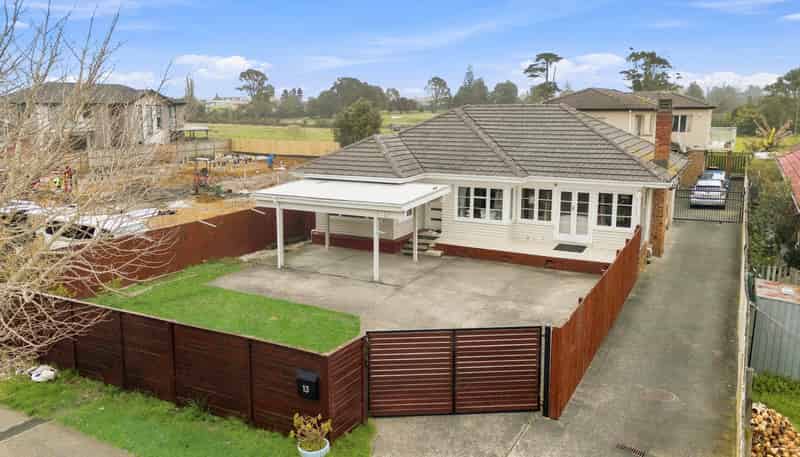13 Great South Road, Papatoetoe