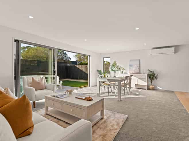 25B Pine Avenue, South New Brighton