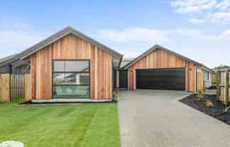 47 Blue Jacket Drive, HALSWELL