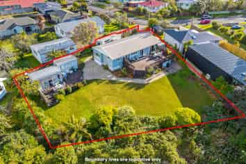 84 Cobham Crescent, Kelston