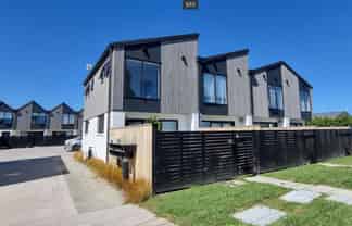 4/12 Tawa Road, Te Atatu Peninsula