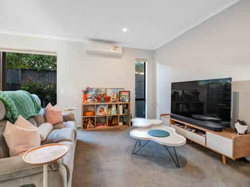 35 Koura Drive, Red Beach