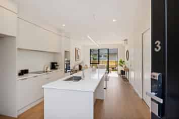 Auckland - Address withheld