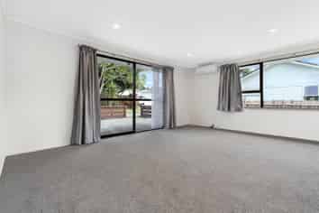 18 Mile Place, Henderson