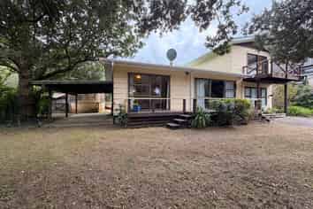 307 Opoutere Road, Opoutere