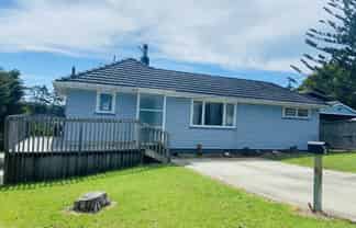5 Murray Rd, Te Atatu Peninsula