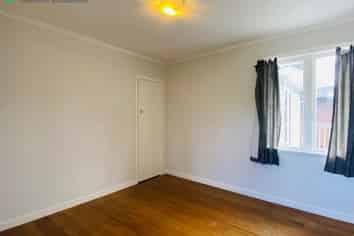 5 Murray Rd, Te Atatu Peninsula