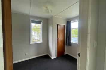 377 Cambridge Terrace, Naenae
