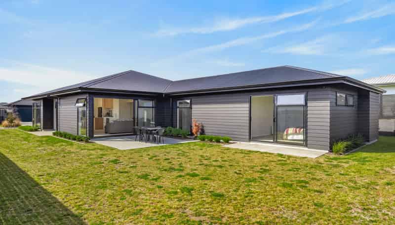 30 Tai Road, Wharewaka