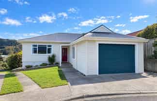 10 Carleton Terrace, Tawa