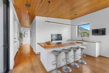 8 Endeavour Place, Lyttelton