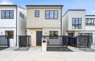 26 Toetoe Street, Westgate