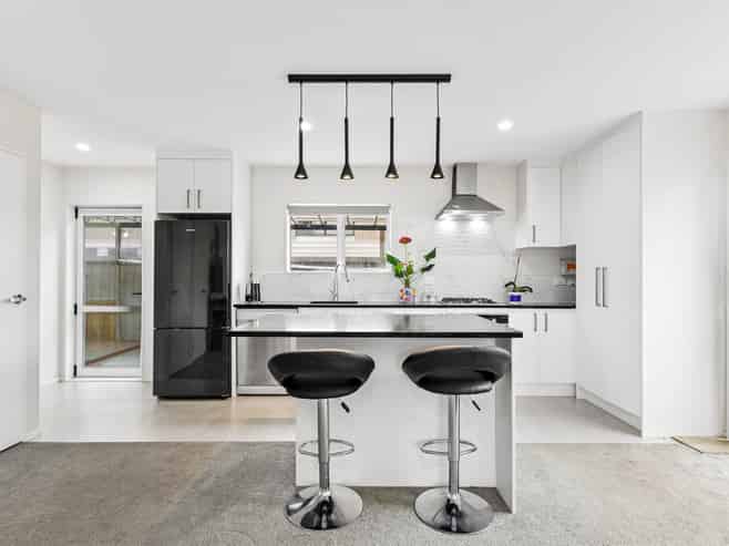 50A Preston Road, Clover Park
