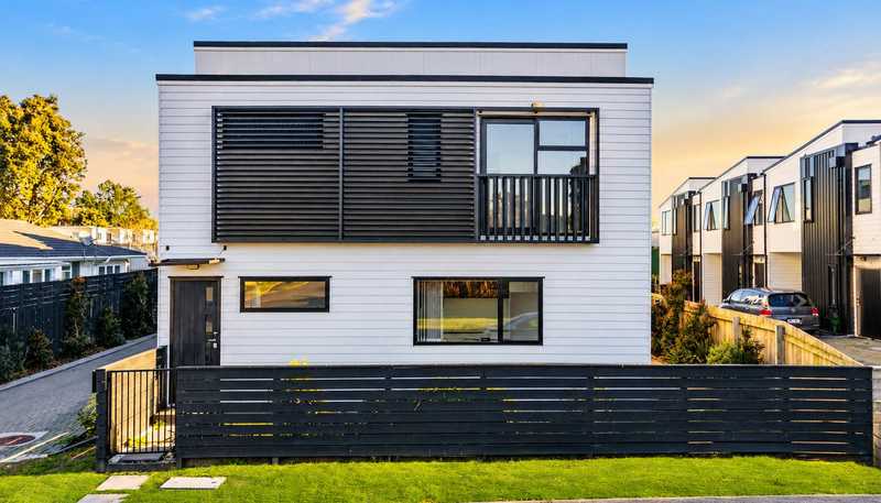 9/A B C D Rountree Place, Conifer Grove